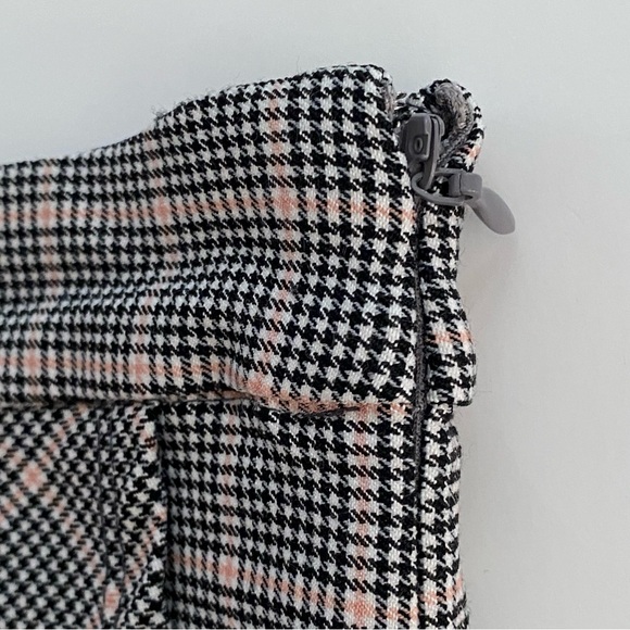 Garage High Waist Houndstooth Plaid Pink White Black Wrap Skort Women's Size XS - Picture 3 of 12